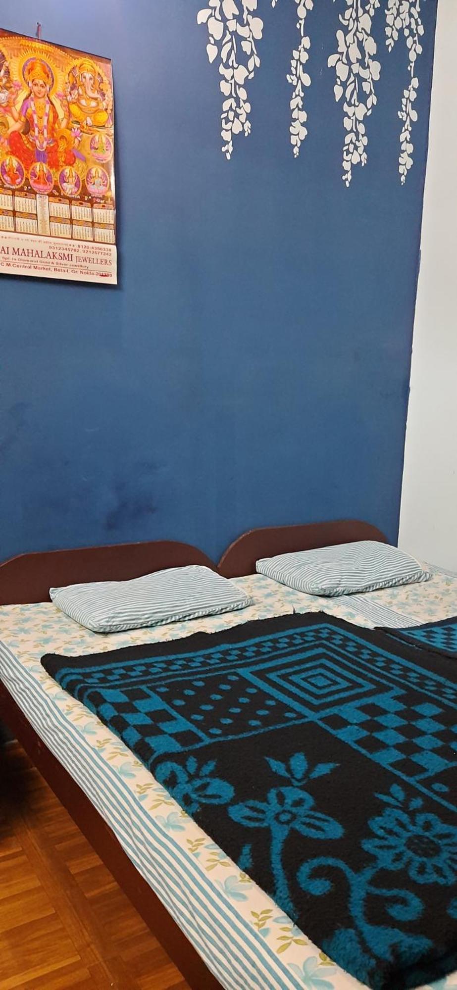 Balaji Guest House - Home Stay Большая Нойда Экстерьер фото