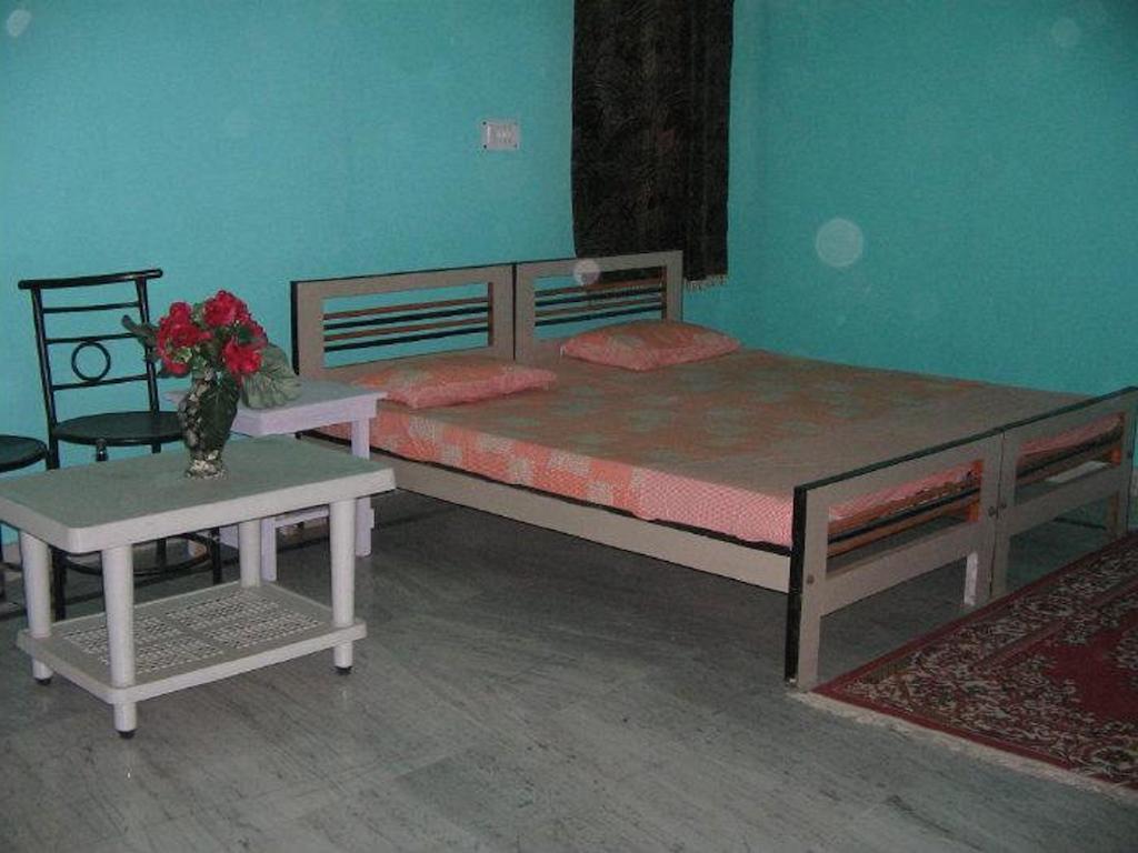 Balaji Guest House - Home Stay Большая Нойда Номер фото